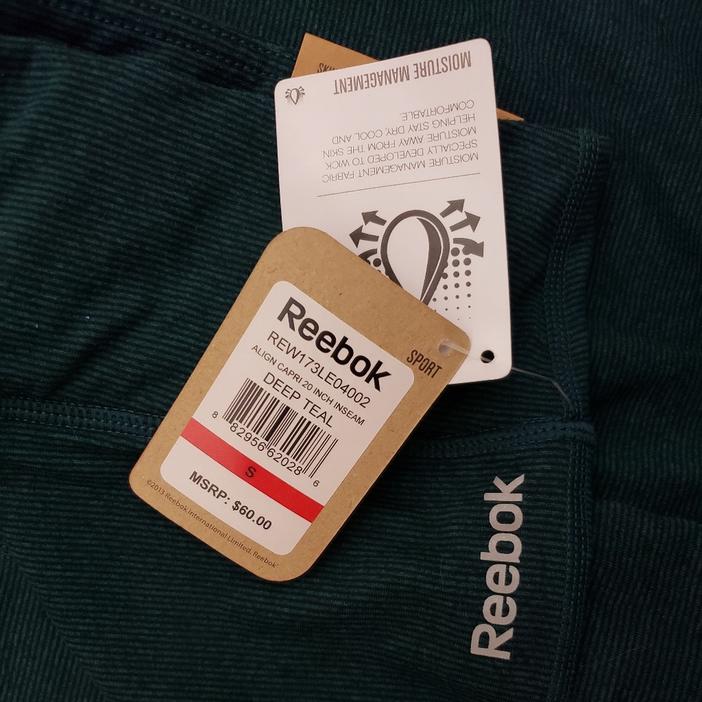 NWT🎁Reebok Active Capri Leggings - Picture 4 of 5